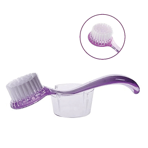 Escovinha com Cabo Para Limpeza de Unhas